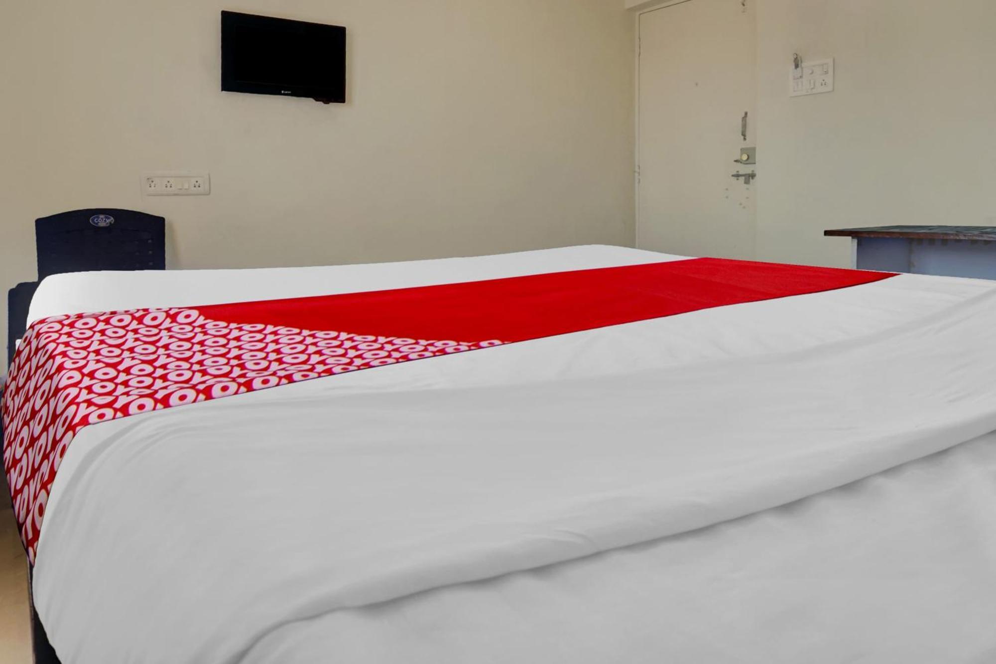 Hotel O Happy Homely Stay Sasvad Exterior foto